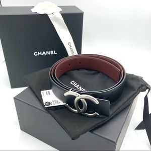 Reversible Lambskin Chanel CC Logo Belt Size 90